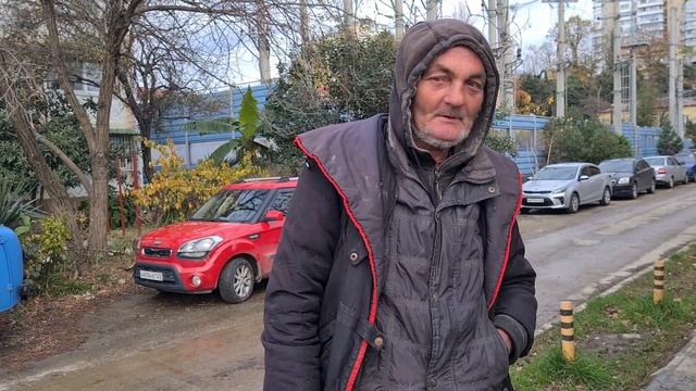 ДЕНЬ КОРМЛЕНИЯ БОМЖЕЙ / ПОМОЩЬ БЕЗДОМНЫМ / ИСТОРИИ ИЗ ЖИЗНИ