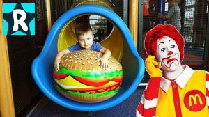 Bad Baby Вредные Детки В МАКДОНАЛЬДС McDonalds Drive Thru Prank Kids Driving Car Pretend Play Food