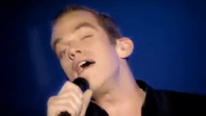 Видео Garou - Je N'attendais Que Vous.mp4