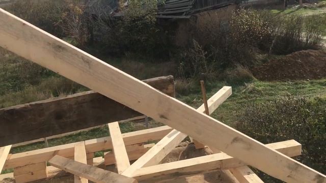 СТРОИМ ЧЕТЫРЁХ СКАТНУЮ КРЫШУ/ КАК СТРОИЛИ В НАЧАЛЕ ПРОШЛОГО ВЕКА.