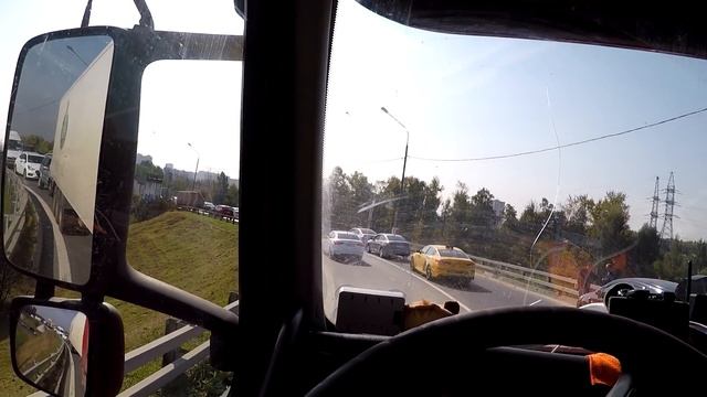 Опять за старое, опять дармовозим)
