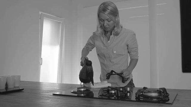 Vacuum cleaner Bort BSS-3500-St with steam function смотреть онлайн