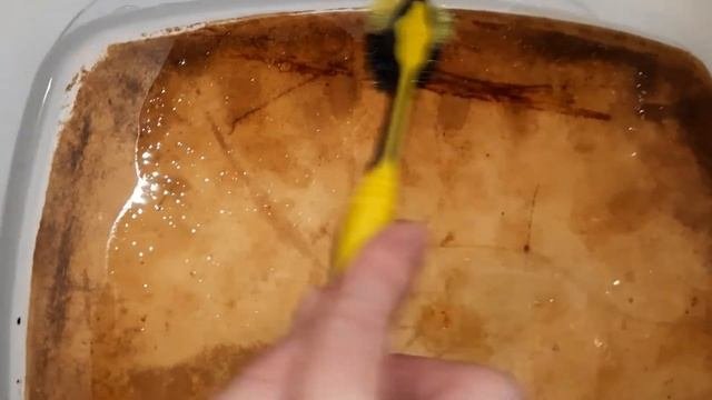 Чем почистить керамическую форму