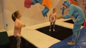 ДЕТСКИЙ БАТУТ-БАТЛ В JUMP!