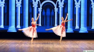 Диана Яровая, Мария Исаева. Вариация Кораллов из балета Ц. Пуни «Конёк-горбунок»