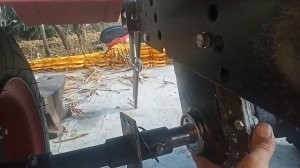 Опорный подшипник на ось редуктора мотоблока Авангард.(Из металла-лома).