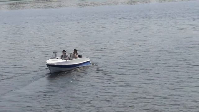 ходовые качество катера Афалина 395 с мотором 9.8 смотреть онлайн