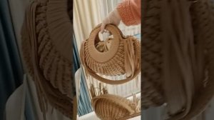 Сумка- ракушка. Все влюбляются в эту модель)