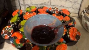 Какое оно? Вишневое варенье с агар-агаром.