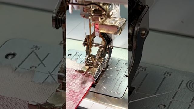 Как пользоваться лапкой для пэчворка смотреть онлайн