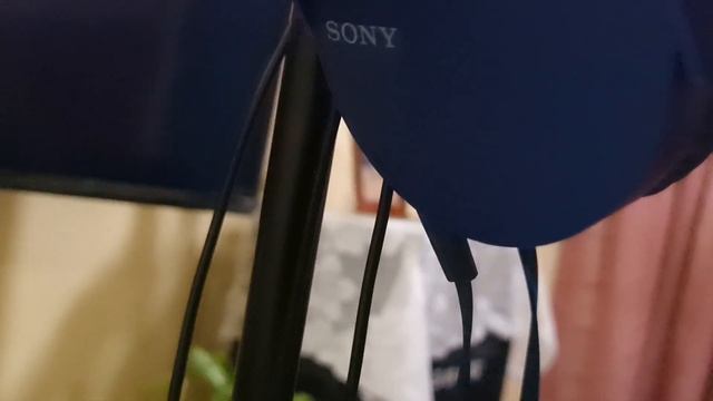 SONY HEADPHONES REVIEW || BROZ XFACTOR смотреть онлайн