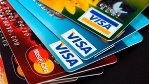 Больше половины россиян предпочитают безналичный расчет | Вместе выгодно