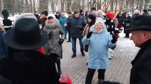 "ЖИЗНЬ МОЯ"...на танцполе в Гомельском парке...14.01.2023года.