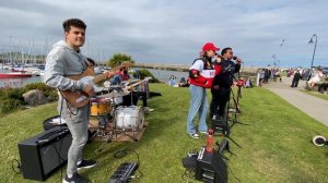 Allie Sherlock, Fabulous Fabio & The 3 Busketeers Perform Treasure