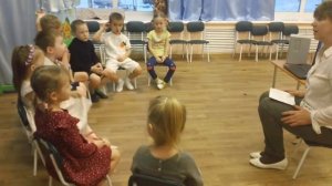 "Мы - артисты" занятие театрального кружка "В театр играем, речь развиваем"