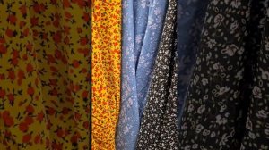 ТКАНЬ  СИНГАПУР  ШТАПЕЛ  ПРАДО. БИШКЕК РЫНОК МАДИНА