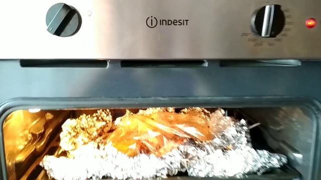 картошка запечённая в фольге с куринымии ножками смотреть онлайн