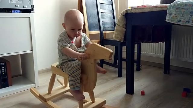 Ковбой John. Джигитовка от Ивана 11 месяцев смотреть онлайн