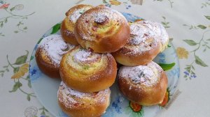 Ватрушки-завитушки.