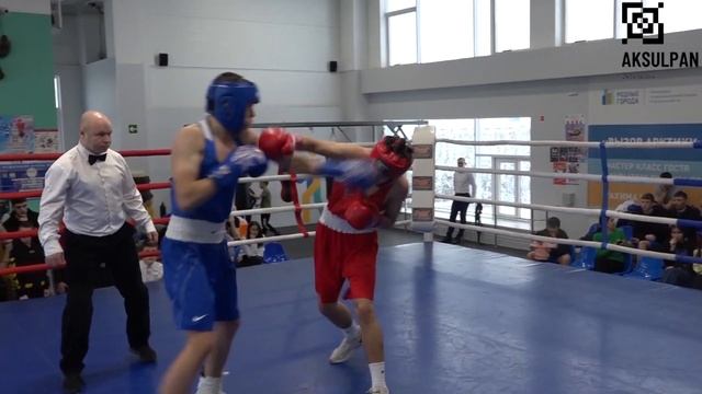 Нокдаун после атакующей серии смотреть онлайн