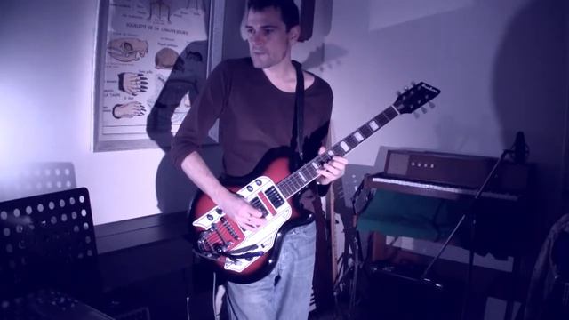 Calexico - Attack El Robot! Attack! [ Cover ] смотреть онлайн