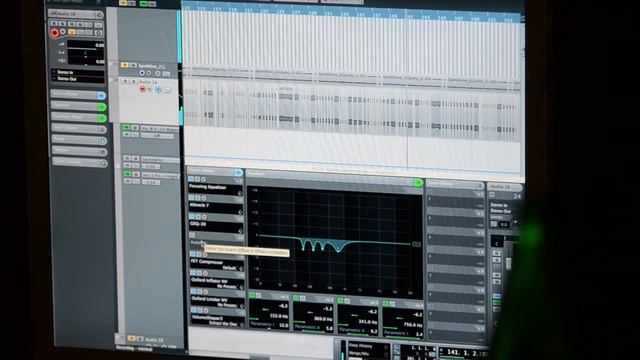 Martin Brunner - In The Studio @ Work (Spontaneous Music & Film Production) Impressions смотреть онлайн