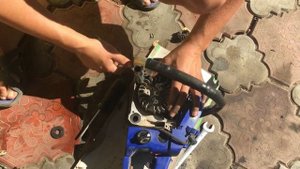 Плавающие обороты не идет масло регулировка карбюратора бензопилы