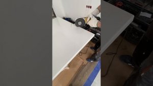 Установка полукруглого подоконника. ￼