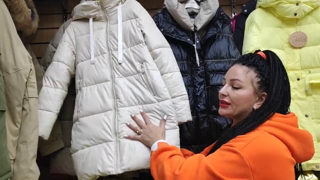 КУРТКИ ПАРКИ КОСТЮМЫ НА ФЛИСЕ ЗИМА 2022 НА РЫНКЕ САДОВОД смотреть онлайн