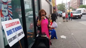 EVANGELISTA Y PROFETA MARITZA CASTRO EN LAS CALLES DE NUEVA YORK 181 CALLE Y SAN NICOLAS AVENIDA