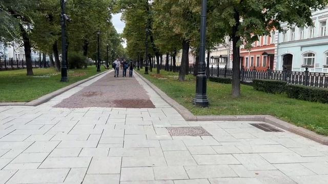 Прогулка: Сретенский бульвар, Рождественский , Петровский , Страстной,  Москва 3 сентября 2023