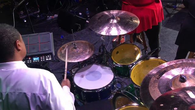 Marvin Miller Jr On Drums - Motown Highlights December 2021 смотреть онлайн