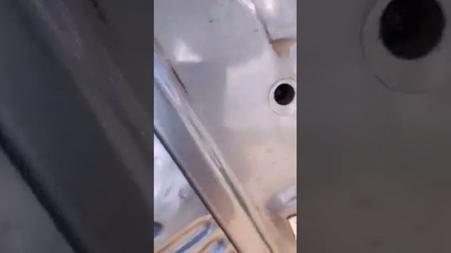 Замена моторедукторов замков дверей Приора смотреть онлайн