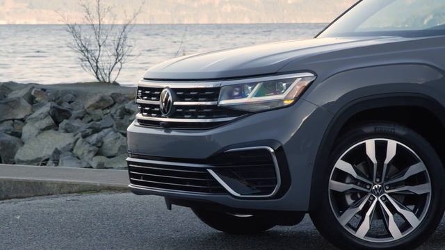 Volkswagen Atlas 2020 Cross Sport - Чистый серый - Внешние видеоматериалы SEL Premium R Line смотреть онлайн