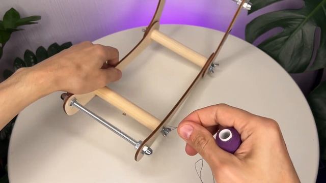 Как натягивать нити-струны на складной станок для бисероплетения смотреть онлайн