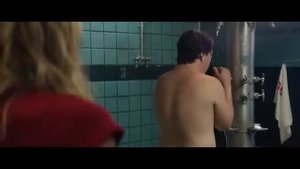 СЦЕНА В ДУШЕ СПАСАТЕЛИ МАЛИБУ 2017