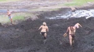 Женские гонки по грязи соревнования