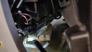 Mercedes CLS55 W219 Airmatic compressor filter replacement location