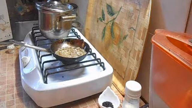 суп - пюре из тыквы со сливками и базиликом смотреть онлайн