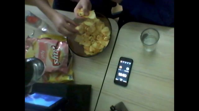 челендж чипсы за 10 минут смотреть онлайн