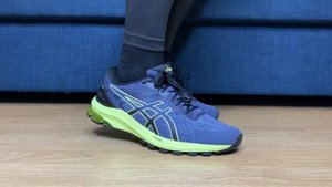 Примерка ASICS GT-1000 / Беговые кроссовки по доступной цене