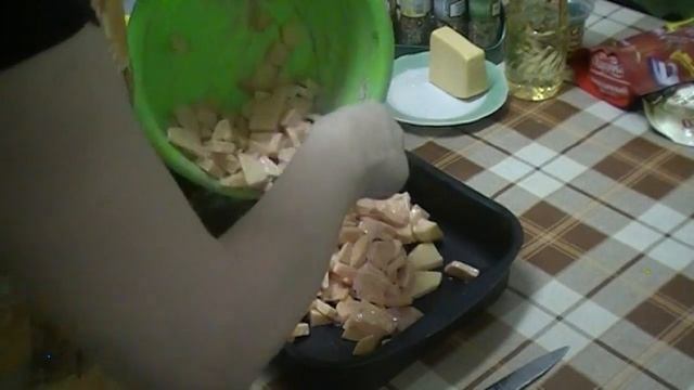 Запеканка с куриной грудкой и картофелем в духовке