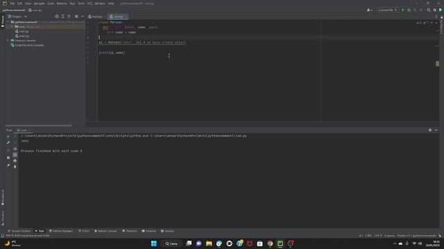 Python Classes/Objects,Create Object