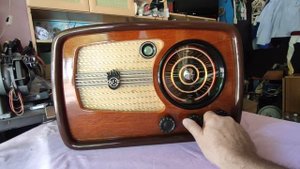 Радиоприемник "ВЭФ Супер 557", полная реставрация, модернизация -ФМ, блютуз.