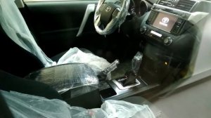 Автозапуск со штатного ключаToyota Land Cruiser Prado 150