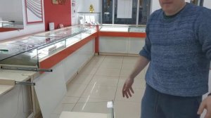 Замена замка витрины