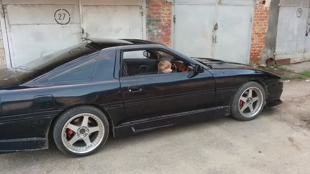 Мой сын газует тойоту Супру 70. смотреть онлайн