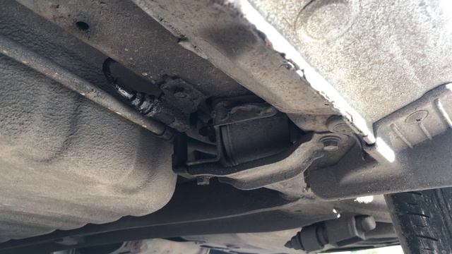 KIA Cerato . Сгнила тормозная трубка .на пробеге 180000км смотреть онлайн