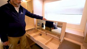 Моторная яхта Beneteau Grand Trawler 62 | MARINEPOINT