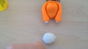 Лепим из пластилина. Фигурка шута. Как слепить куклу из пластилина!!